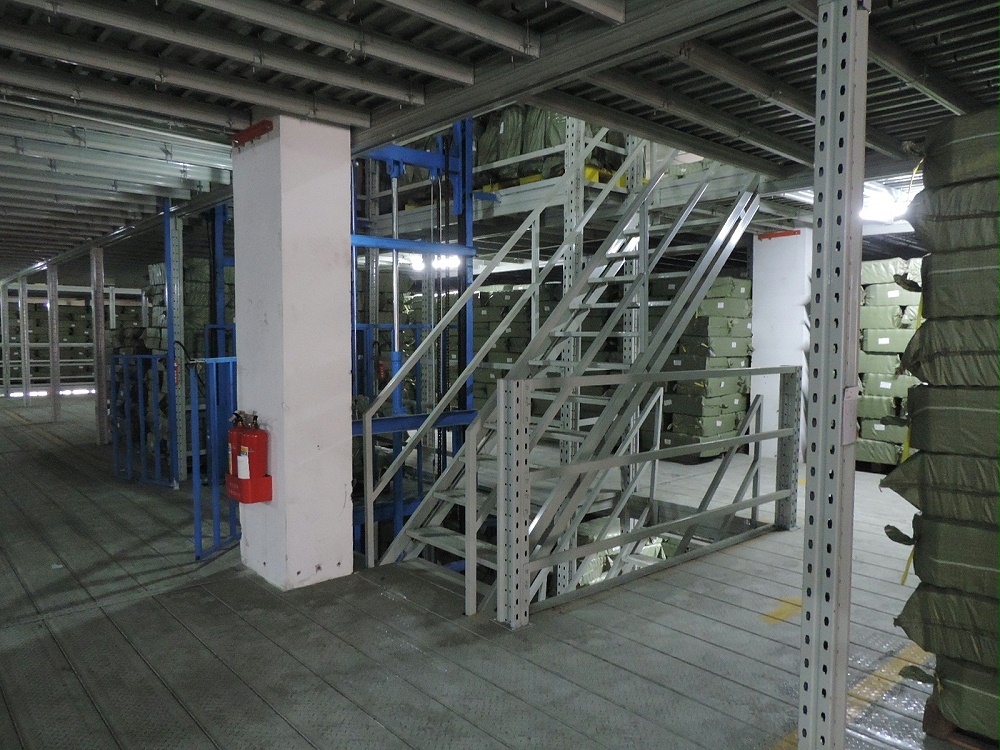 三層閣樓平臺(tái) 三層閣樓平臺(tái)